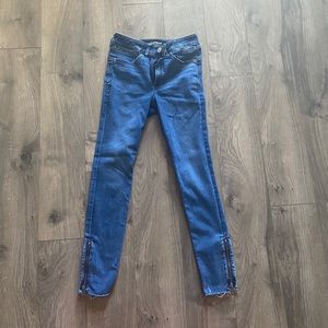 Express Perfect Lift jeans
